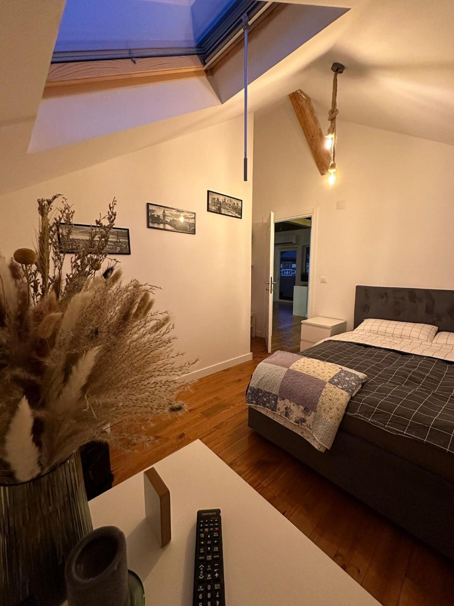 Apartamento Attic 33 Câmpulung Moldovenesc Exterior foto