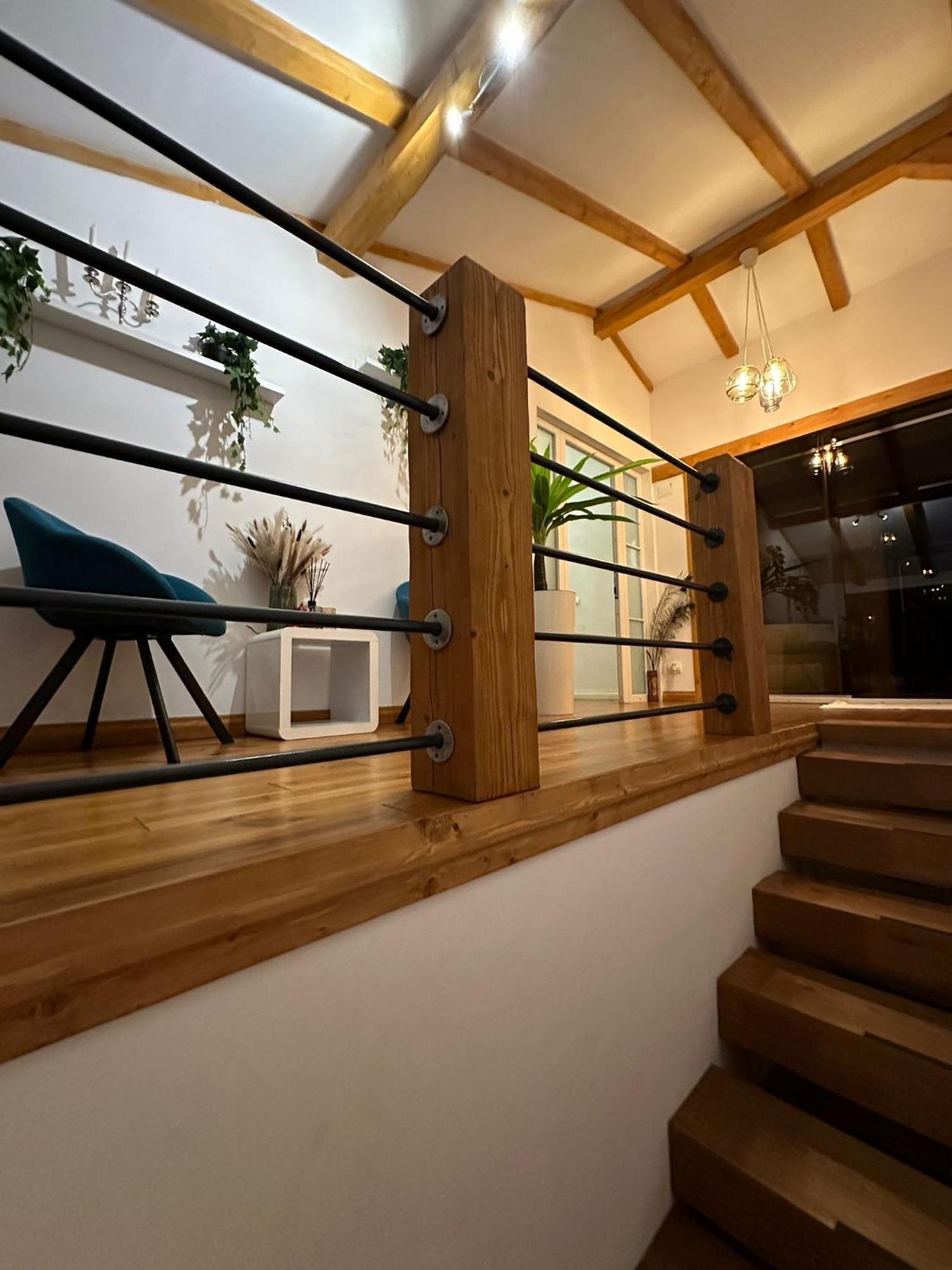 Apartamento Attic 33 Câmpulung Moldovenesc Exterior foto