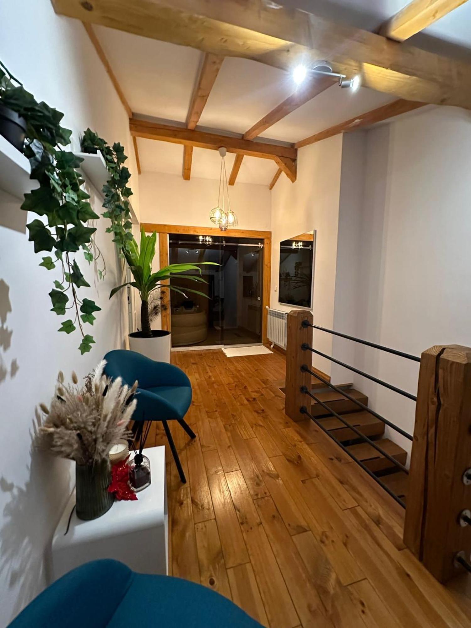 Apartamento Attic 33 Câmpulung Moldovenesc Exterior foto