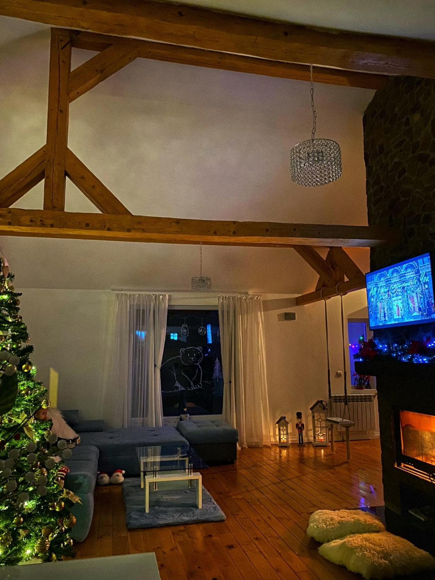 Apartamento Attic 33 Câmpulung Moldovenesc Exterior foto